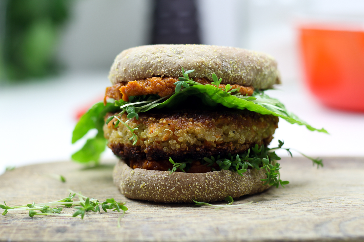 kitchenmate-quinoa-burger-3